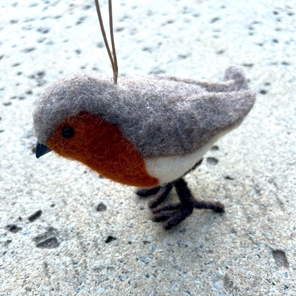 Terrain-Woodland Bird Felt Ornament - Picture 1 of 2